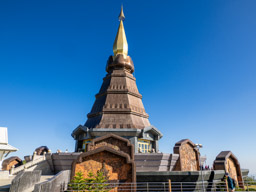 Doi Inthanon National Park -  Pra Mahathart Napamaythaneedol Chedi  was erected in 1987 in honour of the King.